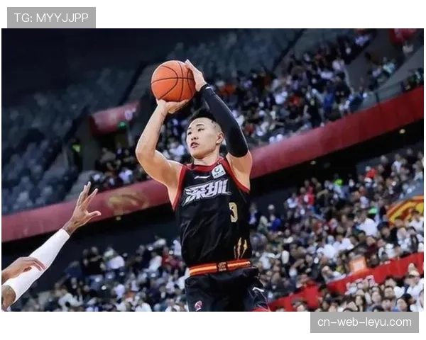 深圳男篮杀进前四 贺希宁43分爆发展现本土核心价值