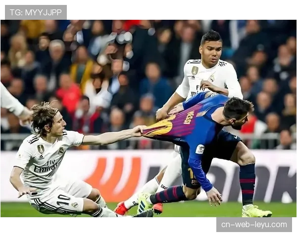 佩德里伤愈回归合练 巴萨中场核心有望本轮复出助阵